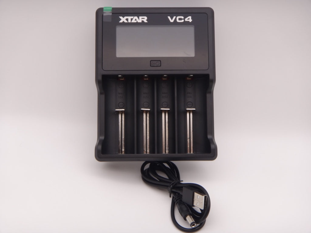 Incarcator XTAR VC4 Li-Ion și Ni-Mh 1,2V 3,6V 3,7V 18500, 18650, 18700, 22650, 26650 etc.