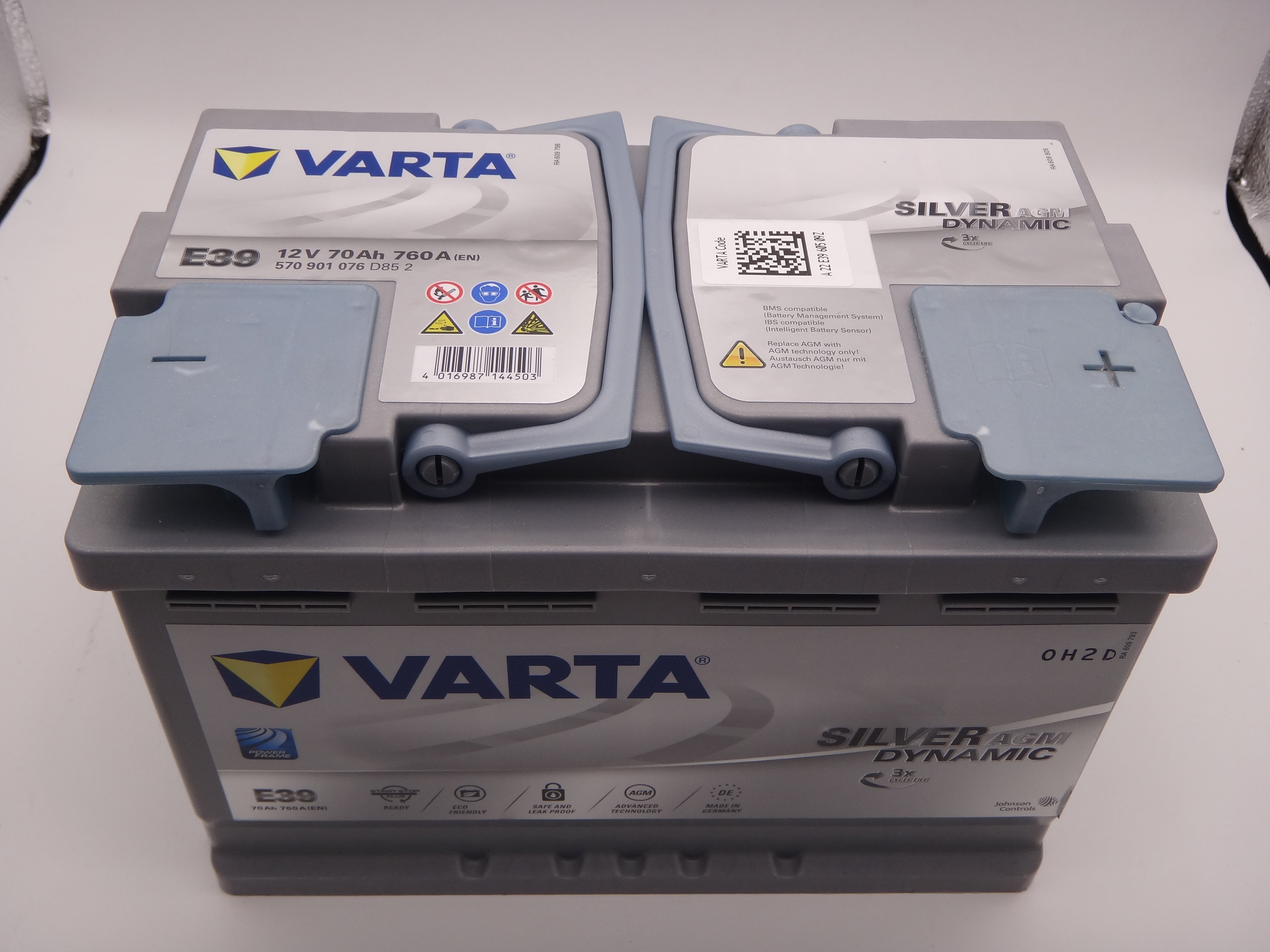 VARTA E39 AGMバッテリー 12V 70Ah 760A Varta Silver Dynamic Agm AGM Battery. E39. 70Ah - 760A(EN) 12V
